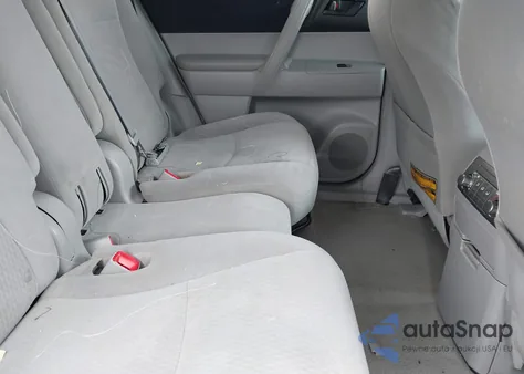 2010 Toyota Highlander Base V6 from USA, damaged, VIN 5TDZK3EH7AS007947